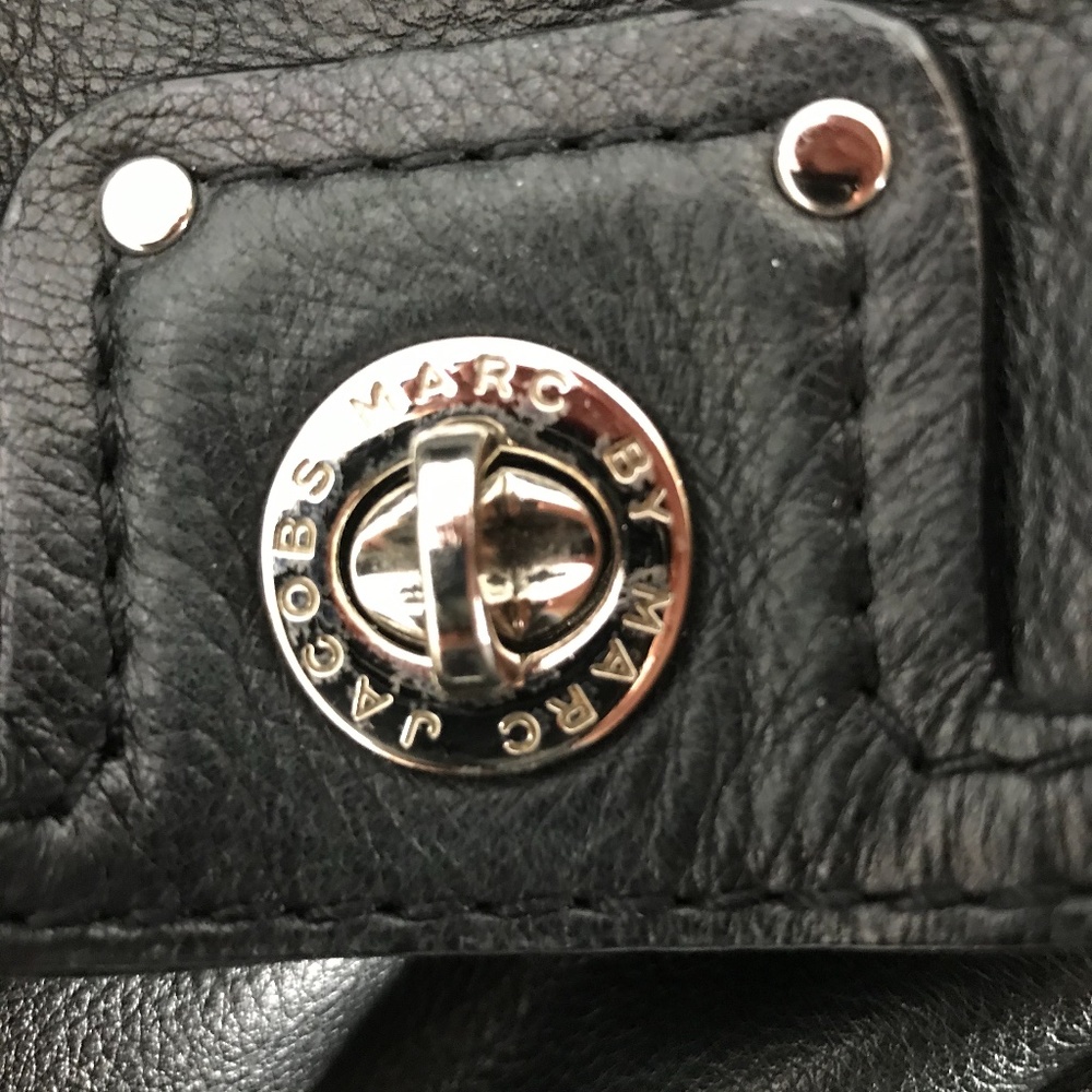 Marc by Marc Jacobs Totally Turnlock Mini Black